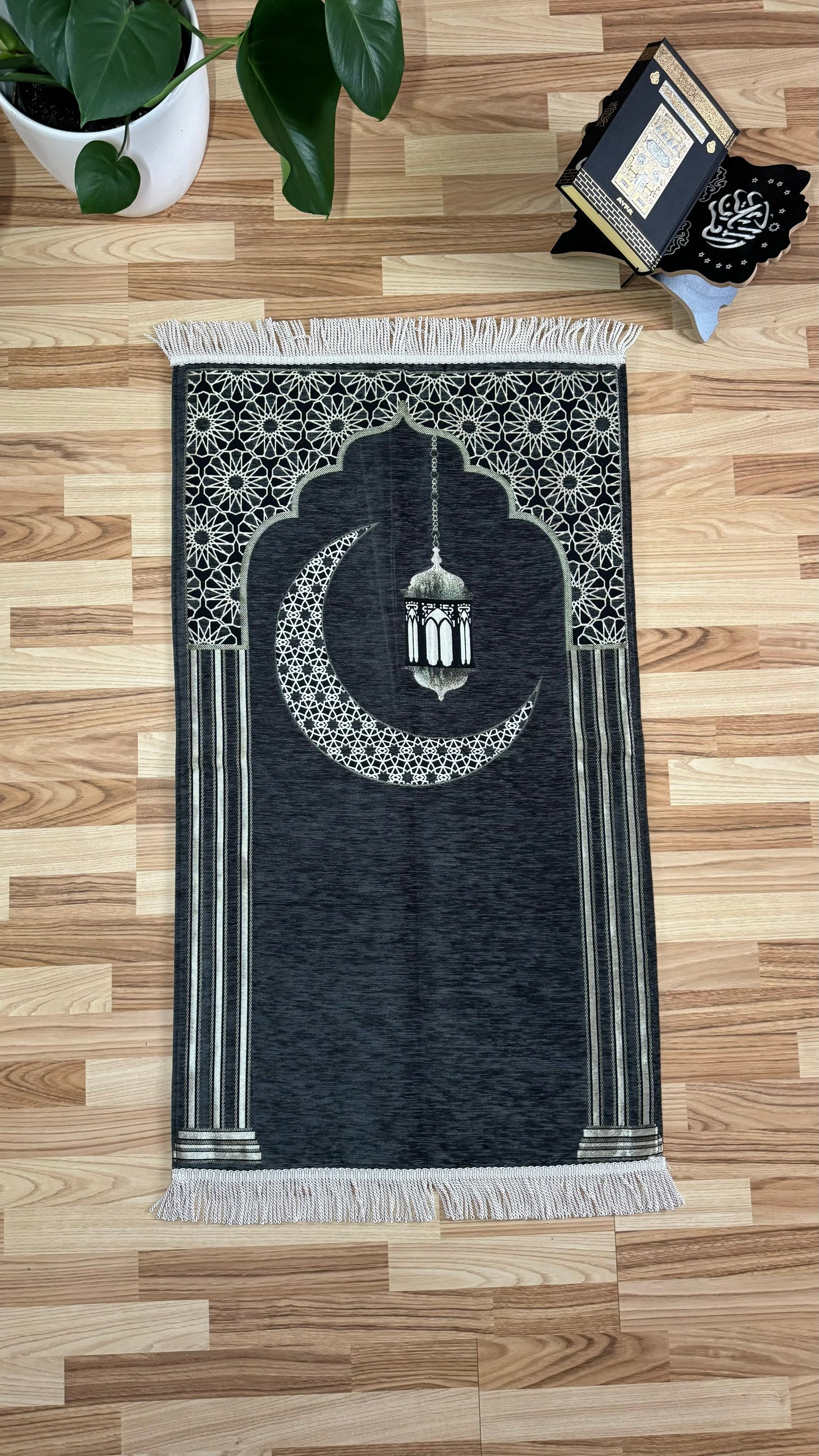 Premium Gebetsteppich/Sajadah - RAMADAN